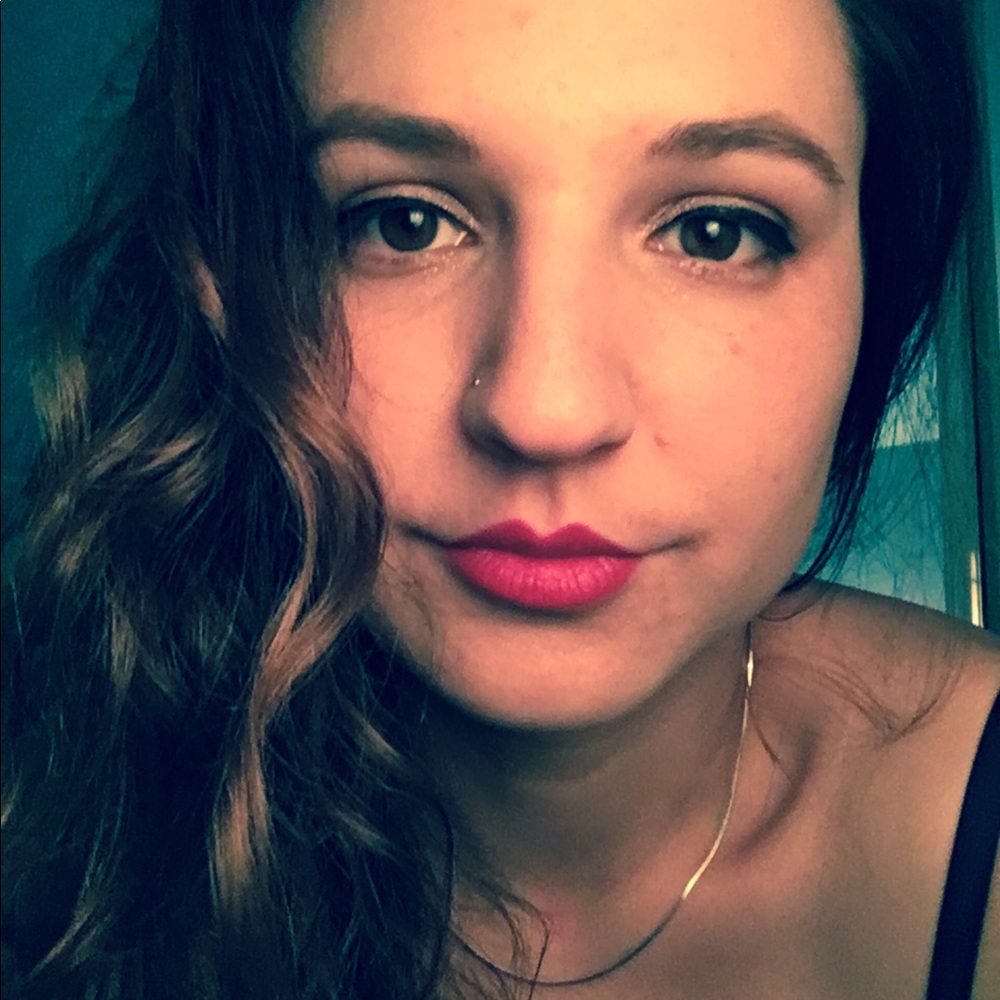 Meet your Posher, Juliet